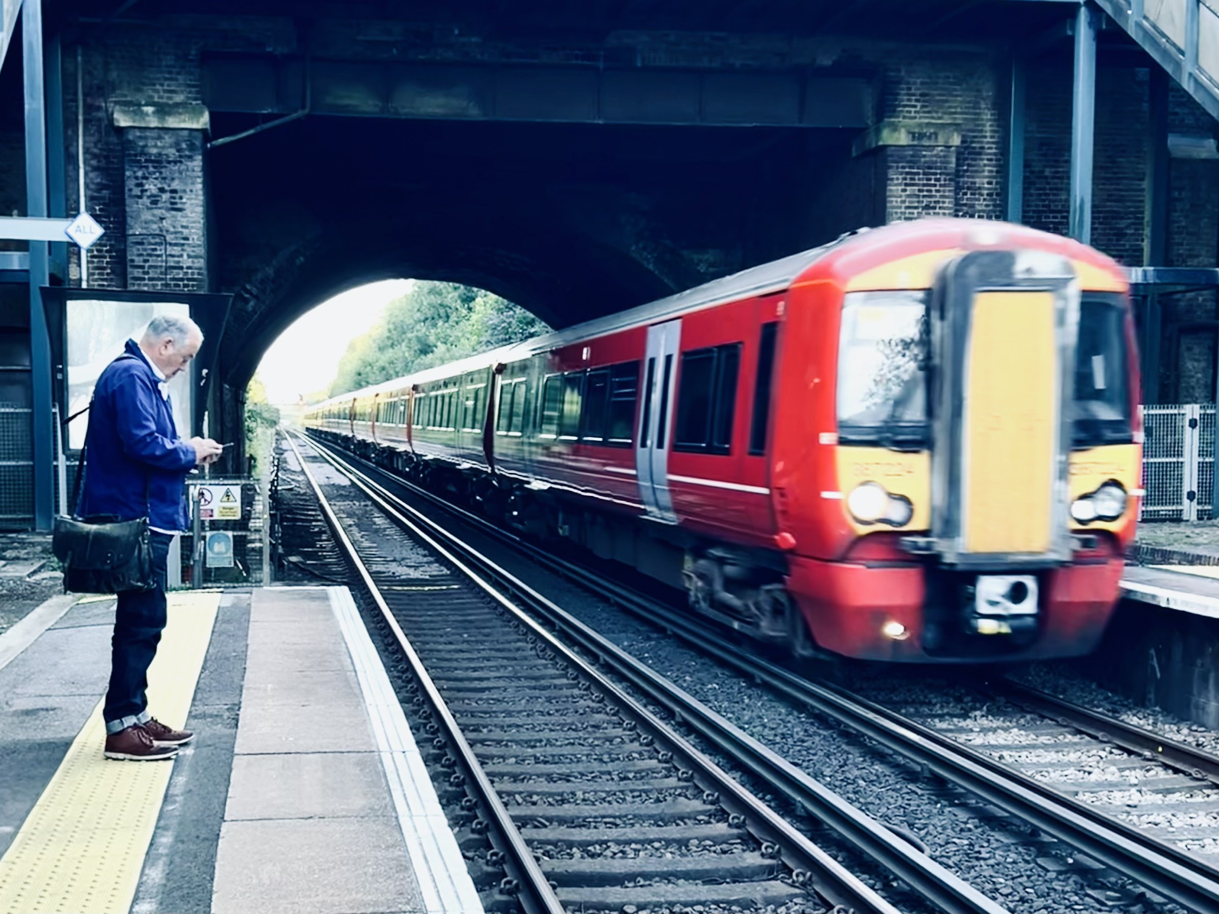 Photograph taken in United Kingdom by Karl Evans.