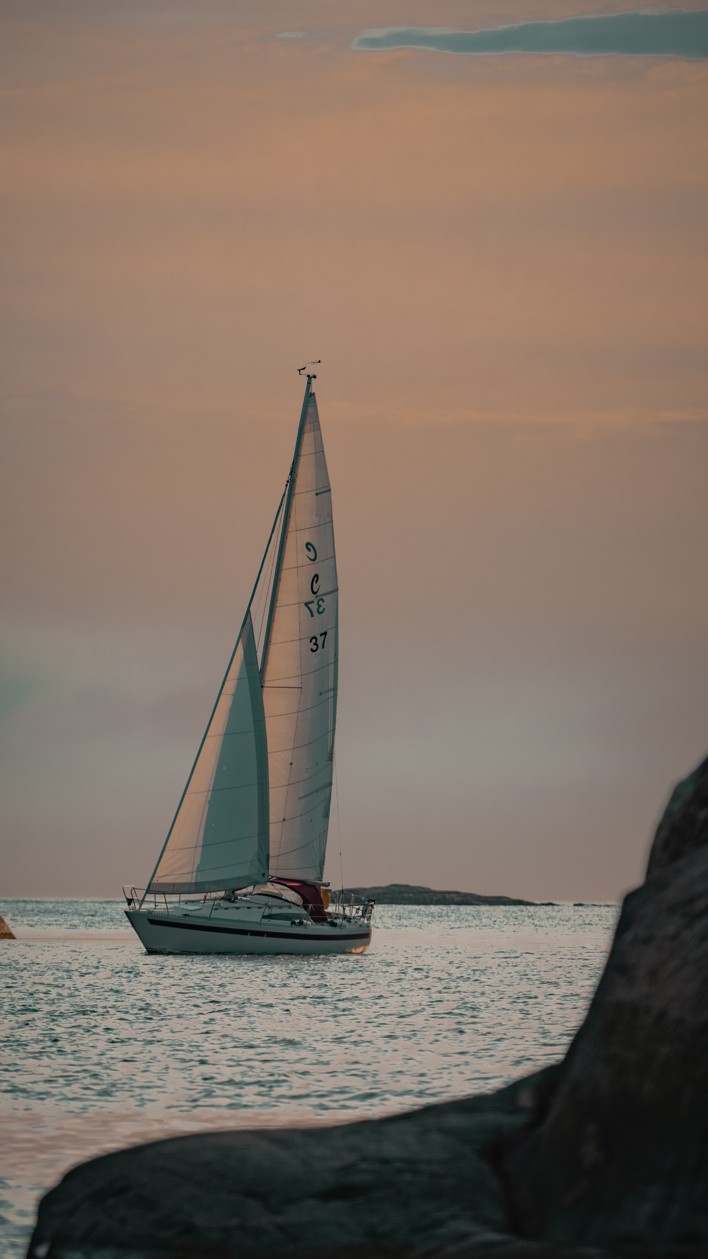 Sunset saling — Sweden. Photograph by Karl Evans.